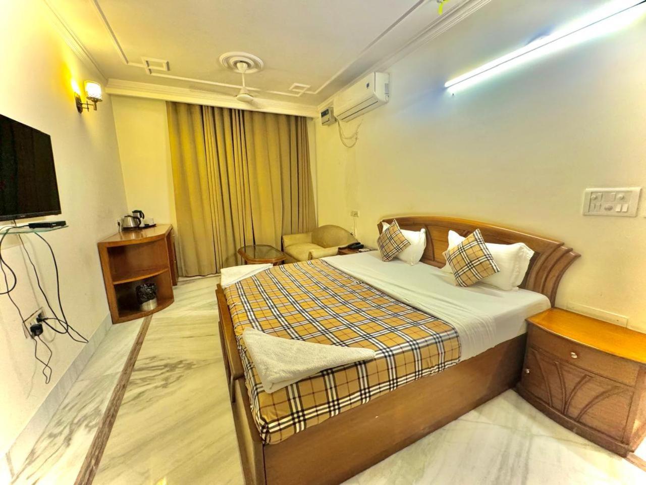 Hotel Pablas International, New Delhi, Near Metro Delhi (National Capital Territory of India) Exterior foto