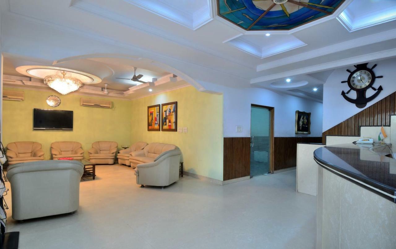 Hotel Pablas International, New Delhi, Near Metro Delhi (National Capital Territory of India) Exterior foto